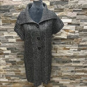 Croft&Barrow Women's Gray Sweater with Button Detail